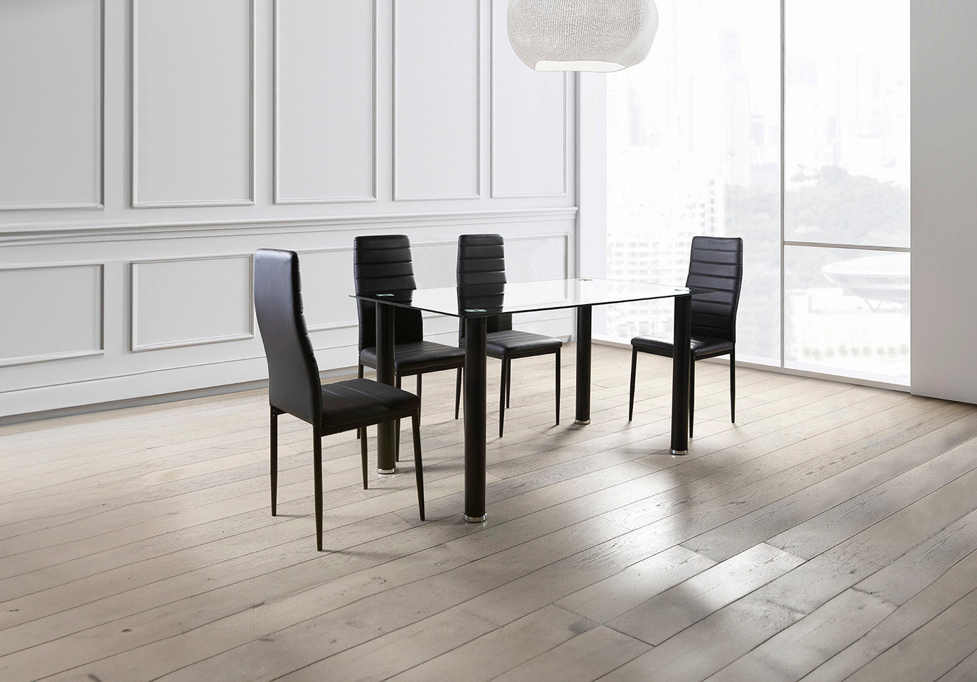Mesa de Cristal Templado + 4 Sillas Polipiel. Comedor o Cocina