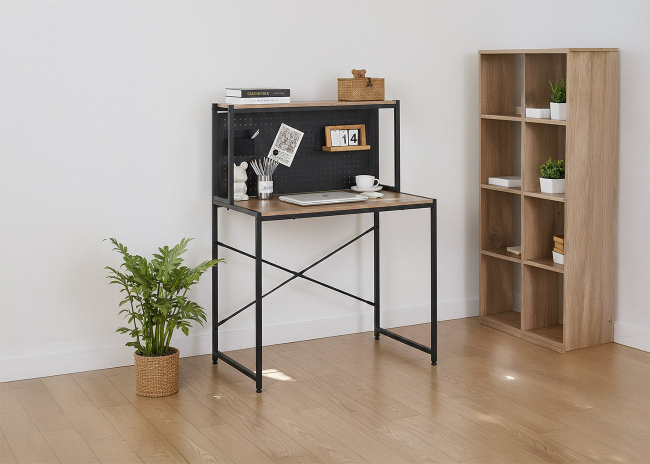 Escritorio Industrial Nancy. Estanteria y Panel Organizador