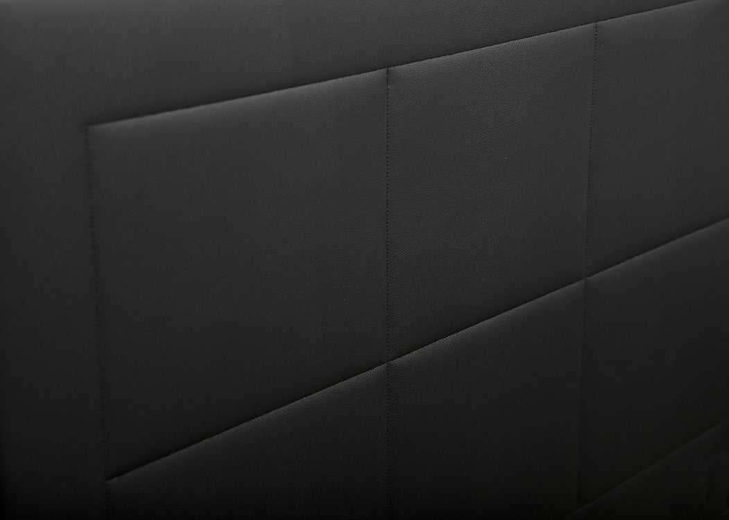 Moscu. Cabecero de Cama. Polipiel. Alto: 130 cm (para 135 o 150)